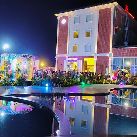 The Kamoda Resort Ambikāpur Eksteriør bilde